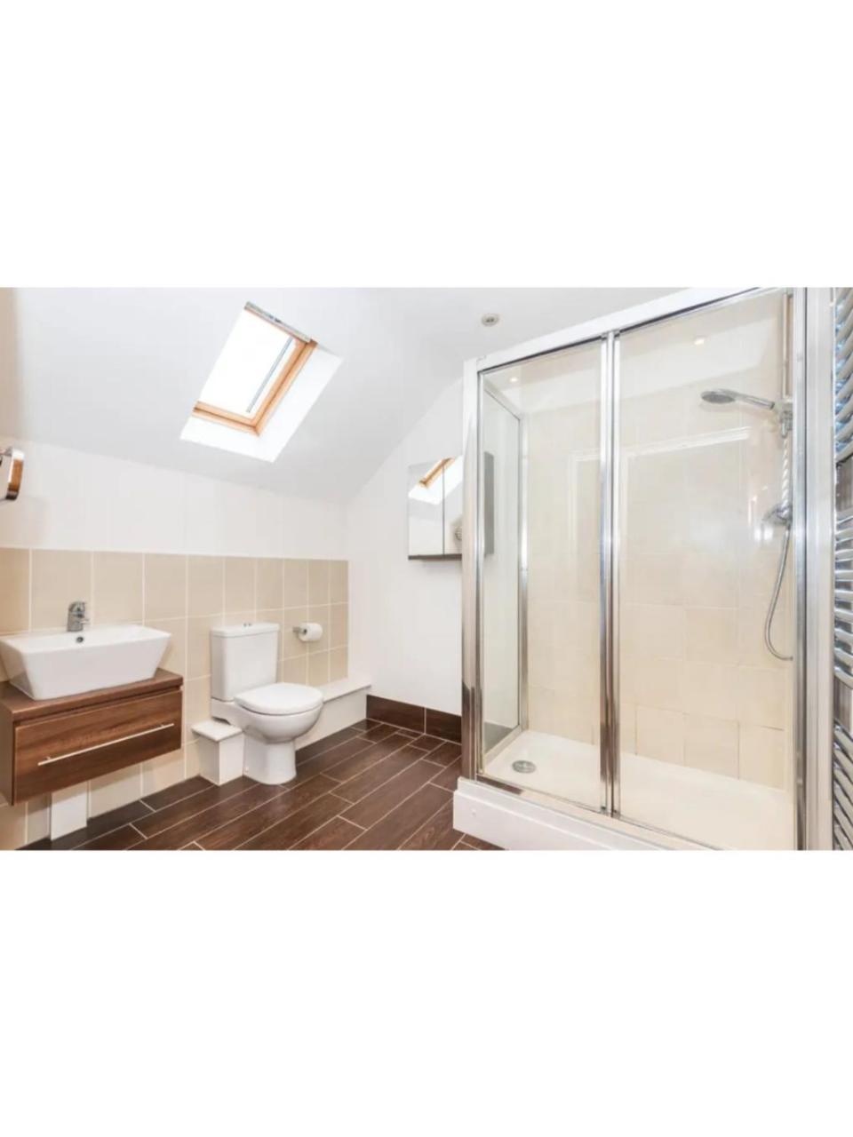 Spacious And Modern Townhouse I Pass The Keys ヨーク エクステリア 写真